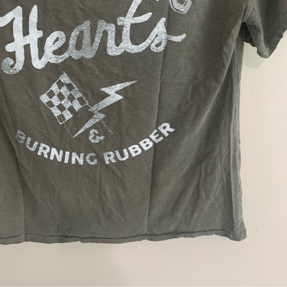 Urban Outfitters Junk Food Slogan Back Burning Hearts & Burning Rubber T Shirt - Picture 3 of 11
